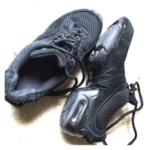 Bloch split-soul sneaker dance shoes